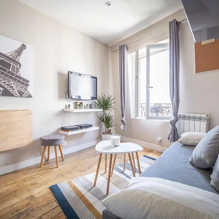 Petit Havre De Paix De 27m2 A Montmartre * Paris